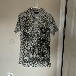 Brand new excellent button up shirt.